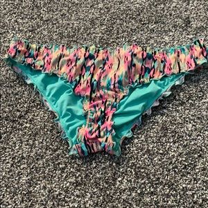 Graphic bikini bottom